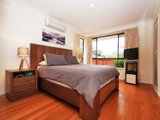 https://images.listonce.com.au/custom/160x/listings/18-araluen-drive-croydon-vic-3136/473/01525473_img_12.jpg?qRdhrM-u4j8