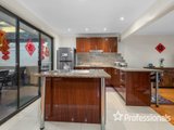 https://images.listonce.com.au/custom/160x/listings/18-araluen-drive-croydon-vic-3136/659/01525659_img_04.jpg?ZFqVUMHPewc