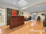 https://images.listonce.com.au/custom/160x/listings/18-araluen-drive-croydon-vic-3136/659/01525659_img_05.jpg?Nvf5s9kelMM