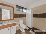 https://images.listonce.com.au/custom/160x/listings/18-araluen-drive-croydon-vic-3136/659/01525659_img_09.jpg?E8pPU5OtkVE