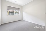 https://images.listonce.com.au/custom/160x/listings/18-aria-street-clyde-vic-3978/962/01778962_img_03.jpg?i1vkQPvaNGA