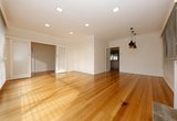https://images.listonce.com.au/custom/160x/listings/18-ashwood-drive-nunawading-vic-3131/694/01989694_img_04.jpg?XU1QfookiGE