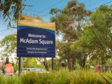 https://images.listonce.com.au/custom/160x/listings/18-aspen-court-warranwood-vic-3134/795/00966795_img_09.jpg?K8BbwNGguIE