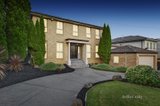 https://images.listonce.com.au/custom/160x/listings/18-bareena-grove-doncaster-east-vic-3109/821/01517821_img_19.jpg?h5-SkSxNu2g