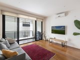 https://images.listonce.com.au/custom/160x/listings/18-barries-place-clifton-hill-vic-3068/098/00964098_img_04.jpg?MpVeeirD77A