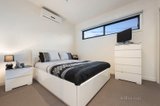 https://images.listonce.com.au/custom/160x/listings/18-barries-place-clifton-hill-vic-3068/780/00402780_img_05.jpg?J91uUpxLcMw