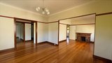 https://images.listonce.com.au/custom/160x/listings/18-barry-street-bentleigh-vic-3204/201/01584201_img_11.jpg?9bOED2hql68