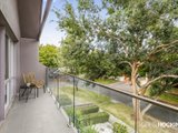 https://images.listonce.com.au/custom/160x/listings/18-bates-drive-williamstown-vic-3016/542/01203542_img_08.jpg?K2ZTkW159z8
