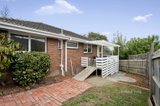 https://images.listonce.com.au/custom/160x/listings/18-bellara-drive-mooroolbark-vic-3138/941/01576941_img_12.jpg?eey__PmB79M