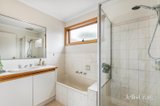 https://images.listonce.com.au/custom/160x/listings/18-bernborough-avenue-balwyn-vic-3103/949/01914949_img_10.jpg?InbU6gg-MDM