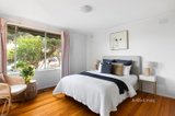 https://images.listonce.com.au/custom/160x/listings/18-bimbadeen-crescent-yallambie-vic-3085/600/01649600_img_13.jpg?_Lw3F2EUKGI