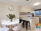 https://images.listonce.com.au/custom/160x/listings/18-blackburn-road-mooroolbark-vic-3138/597/01524597_img_04.jpg?2W7UunvAC88