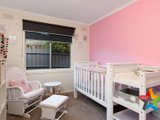 https://images.listonce.com.au/custom/160x/listings/18-blackburn-road-mooroolbark-vic-3138/597/01524597_img_09.jpg?8xNaYxoIM3A