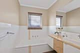 https://images.listonce.com.au/custom/160x/listings/18-boronia-street-newcomb-vic-3219/618/01699618_img_07.jpg?Q48e1Ao3xio