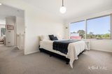 https://images.listonce.com.au/custom/160x/listings/18-bowen-road-doncaster-east-vic-3109/523/01989523_img_13.jpg?GVyKQ0dxH7w