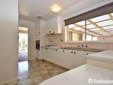 https://images.listonce.com.au/custom/160x/listings/18-bowen-road-lilydale-vic-3140/535/01528535_img_06.jpg?ZR6-iYEwhQI