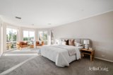 https://images.listonce.com.au/custom/160x/listings/18-brentwood-rise-eltham-vic-3095/294/01934294_img_11.jpg?LbTv4eG7_Cw