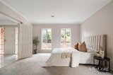 https://images.listonce.com.au/custom/160x/listings/18-brentwood-rise-eltham-vic-3095/294/01934294_img_15.jpg?Vi7wEpBV9aM
