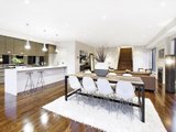 https://images.listonce.com.au/custom/160x/listings/18-briggs-street-mont-albert-north-vic-3129/675/01683675_img_03.jpg?acqExd_jNhQ