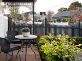 https://images.listonce.com.au/custom/160x/listings/18-brook-street-hawthorn-vic-3122/836/01286836_img_16.jpg?QjNCfjVJjlg