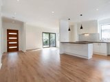 https://images.listonce.com.au/custom/160x/listings/18-burns-street-frankston-vic-3199/431/01982431_img_05.jpg?CCeaf402nXs