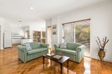 https://images.listonce.com.au/custom/160x/listings/18-cambridge-wynd-sorrento-vic-3943/657/00610657_img_03.jpg?DTpWtmpk5BA
