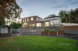 https://images.listonce.com.au/custom/160x/listings/18-cassinia-court-diamond-creek-vic-3089/232/01522232_img_19.jpg?3_k5fYf6lX0