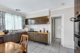 https://images.listonce.com.au/custom/160x/listings/18-chamberlin-court-blackburn-south-vic-3130/572/01243572_img_04.jpg?Ao3scVFSlQ8