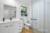 https://images.listonce.com.au/custom/160x/listings/18-charles-street-blairgowrie-vic-3942/385/01908385_img_09.jpg?wuiQhcz8vnQ