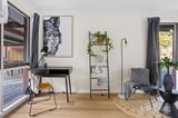 https://images.listonce.com.au/custom/160x/listings/18-chestnut-road-mill-park-vic-3082/615/01815615_img_04.jpg?OA6LxiyZuJU