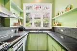 https://images.listonce.com.au/custom/160x/listings/18-churchill-street-mont-albert-vic-3127/055/01685055_img_07.jpg?MN_qtj_AY64