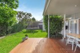 https://images.listonce.com.au/custom/160x/listings/18-claronga-street-bentleigh-east-vic-3165/607/00888607_img_11.jpg?_rRiRQwKIYo