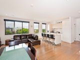 https://images.listonce.com.au/custom/160x/listings/18-coast-drive-torquay-vic-3228/322/01087322_img_02.jpg?Xn9YY3M1ONM