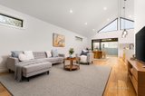 https://images.listonce.com.au/custom/160x/listings/18-college-street-wendouree-vic-3355/592/01705592_img_18.jpg?lDN3ZqjmRks