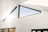 https://images.listonce.com.au/custom/160x/listings/18-college-street-wendouree-vic-3355/592/01705592_img_21.jpg?20GRIiGxHBA
