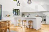 https://images.listonce.com.au/custom/160x/listings/18-college-street-wendouree-vic-3355/592/01705592_img_22.jpg?GWhtVzsNFn8
