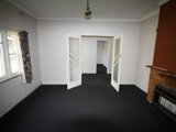 https://images.listonce.com.au/custom/160x/listings/18-college-street-wendouree-vic-3355/902/01575902_img_02.jpg?evYaF3WxWSs