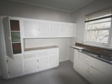 https://images.listonce.com.au/custom/160x/listings/18-college-street-wendouree-vic-3355/902/01575902_img_14.jpg?KcEkwso9mSc