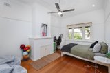 https://images.listonce.com.au/custom/160x/listings/18-collingwood-road-newport-vic-3015/563/01450563_img_09.jpg?RK3bMesjG1A