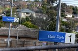 https://images.listonce.com.au/custom/160x/listings/18-colorado-street-oak-park-vic-3046/164/01140164_img_13.jpg?lo3fYkdKnOo