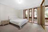 https://images.listonce.com.au/custom/160x/listings/18-compton-street-mitcham-vic-3132/008/01579008_img_08.jpg?PBdhslU90z0