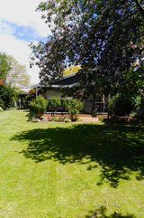 https://images.listonce.com.au/custom/160x/listings/18-coonatta-street-alfredton-vic-3350/413/01443413_img_13.jpg?jXbzMMXlsR8