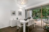 https://images.listonce.com.au/custom/160x/listings/18-coppin-grove-hawthorn-vic-3122/933/01533933_img_06.jpg?QUuNBSX-qLs