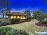 https://images.listonce.com.au/custom/160x/listings/18-corrong-crescent-mooroolbark-vic-3138/440/01526440_img_02.jpg?xRO4is7odXY