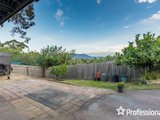 https://images.listonce.com.au/custom/160x/listings/18-corrong-crescent-mooroolbark-vic-3138/440/01526440_img_19.jpg?_WacX2p_FS4