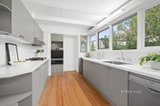 https://images.listonce.com.au/custom/160x/listings/18-creswick-street-glen-waverley-vic-3150/259/01567259_img_03.jpg?PhakKJKtgZc