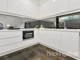 https://images.listonce.com.au/custom/160x/listings/18-cumberland-avenue-balwyn-north-vic-3104/916/01683916_img_05.jpg?MshEQOPwevU