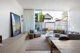 https://images.listonce.com.au/custom/160x/listings/18-cyril-street-elwood-vic-3184/582/01954582_img_03.jpg?igzCHTOSbdY