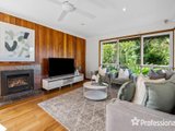 https://images.listonce.com.au/custom/160x/listings/18-dryden-concourse-mooroolbark-vic-3138/005/01526005_img_06.jpg?l_8PftB-88w