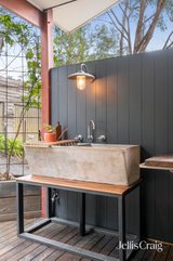 https://images.listonce.com.au/custom/160x/listings/18-fairview-road-chum-creek-vic-3777/053/01902053_img_19.jpg?EcbDt_Pcx6k